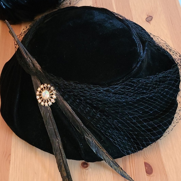 Vintage lot of black hats - Picture 7 of 14